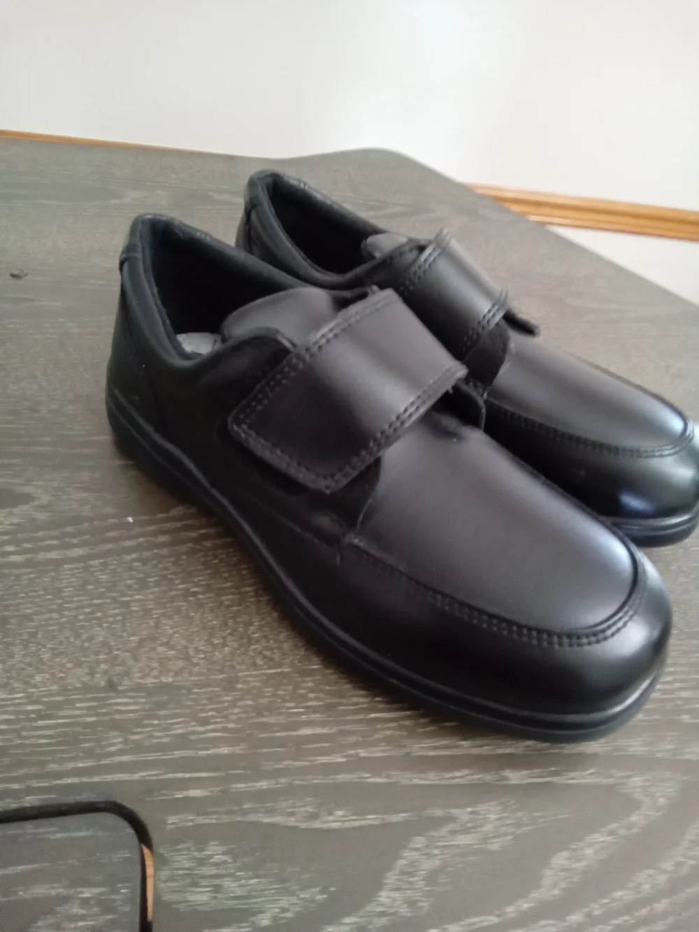 Hush Puppies Kids Black Leather School Shoes Size 1 Wide